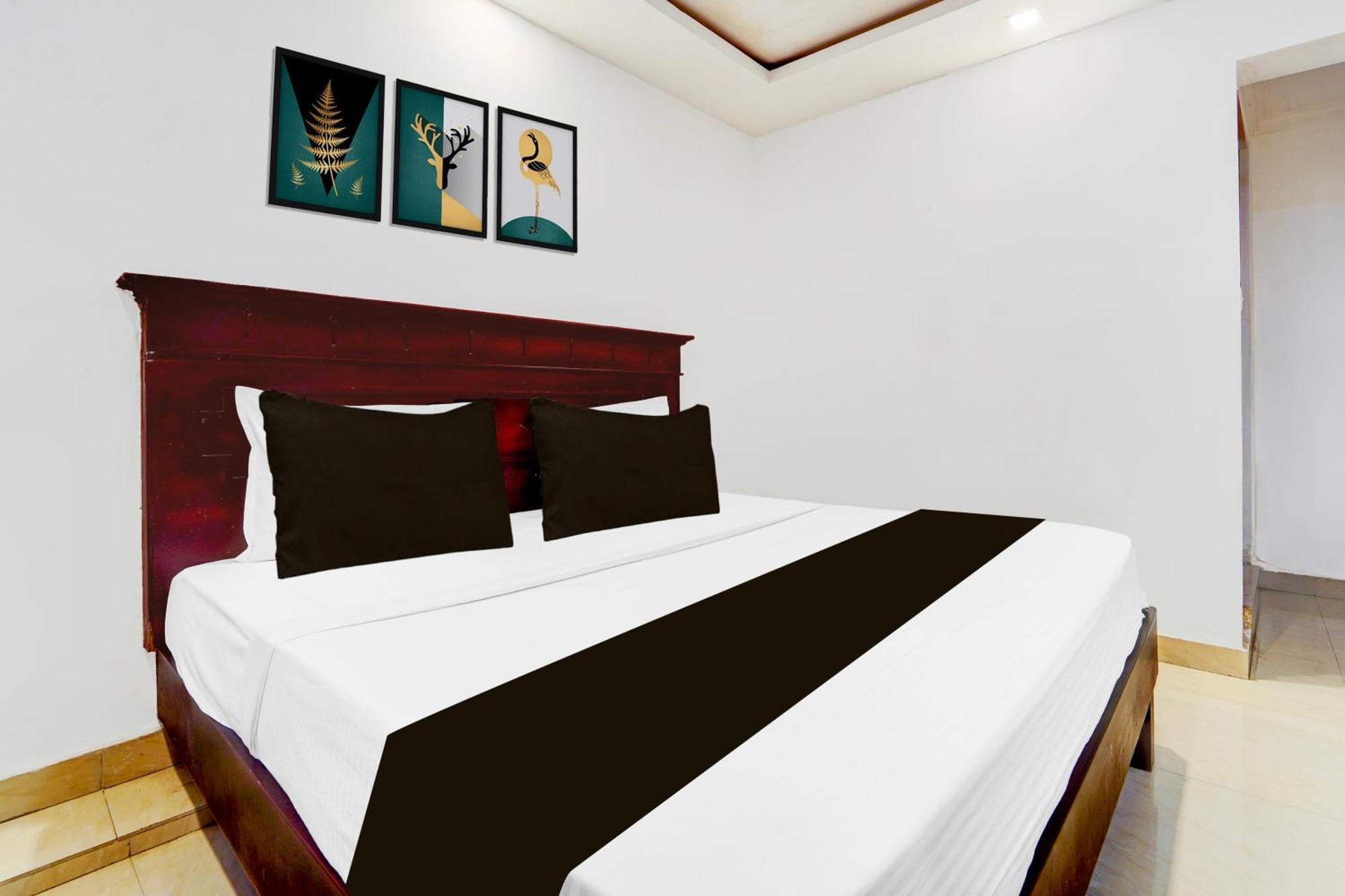Super Hotel O Dh Road Ernakulam Kochi Exterior photo